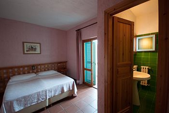 Hotel Scintilla San Teodoro (Sardinia)